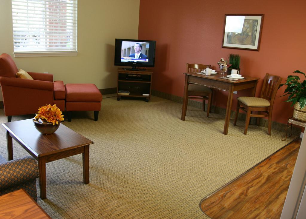 Affordable Suites Of America Фредериксберг Экстерьер фото