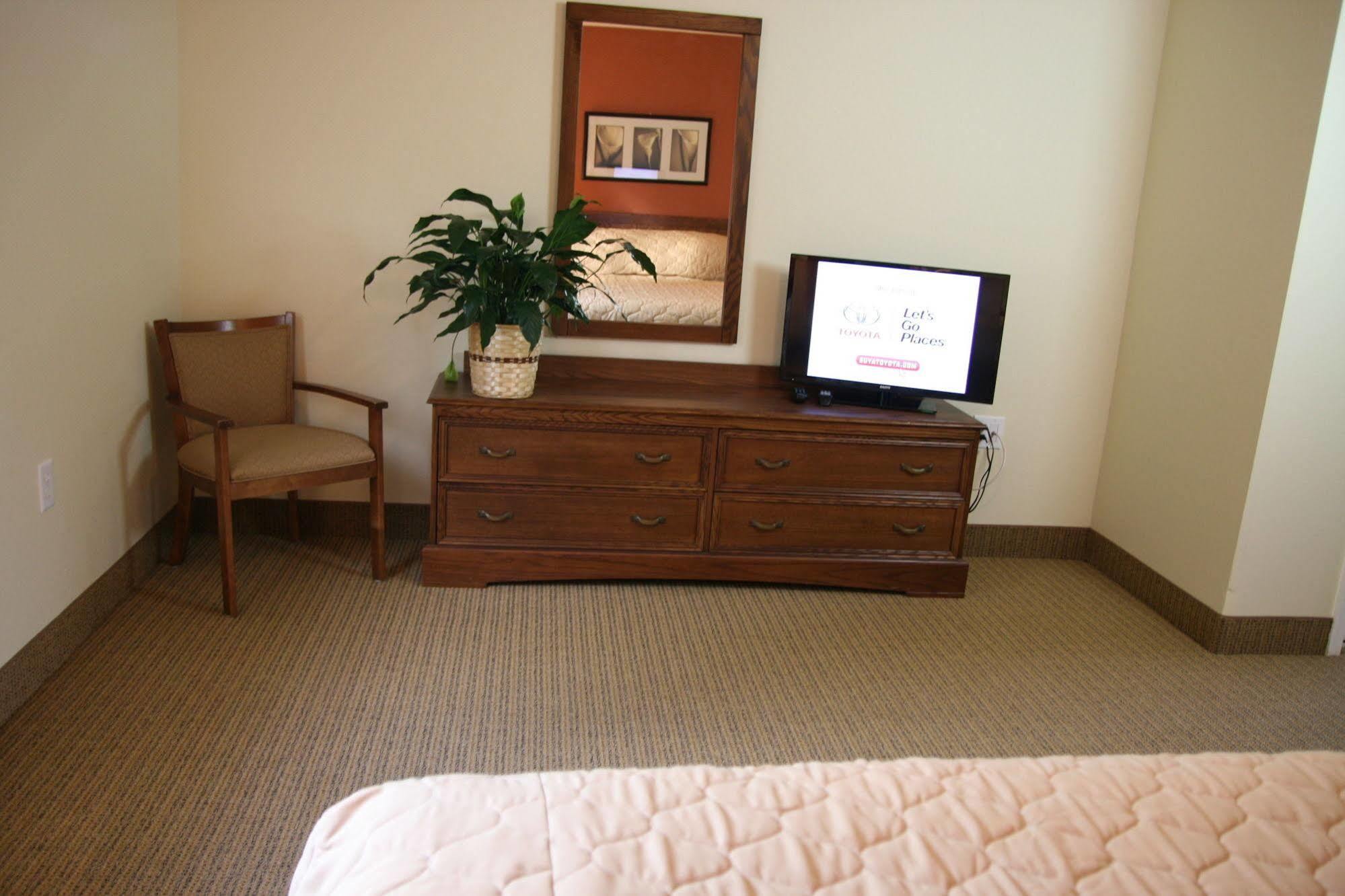 Affordable Suites Of America Фредериксберг Экстерьер фото